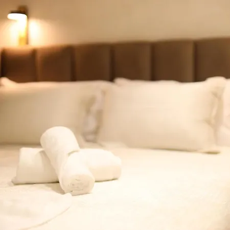 מלון Rooms Kruja City Krujë