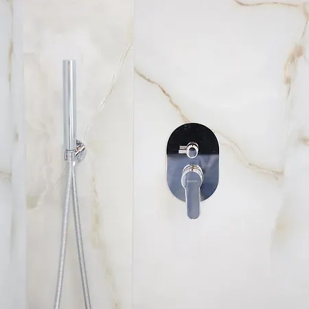 Rooms Kruja City Hotell