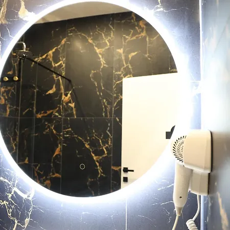 Rooms Kruja City 3* Krujë