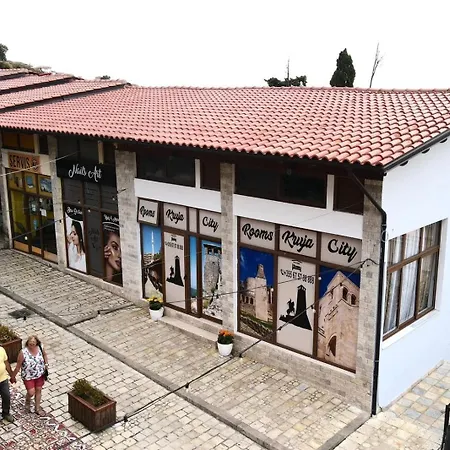 Rooms Kruja City מלון