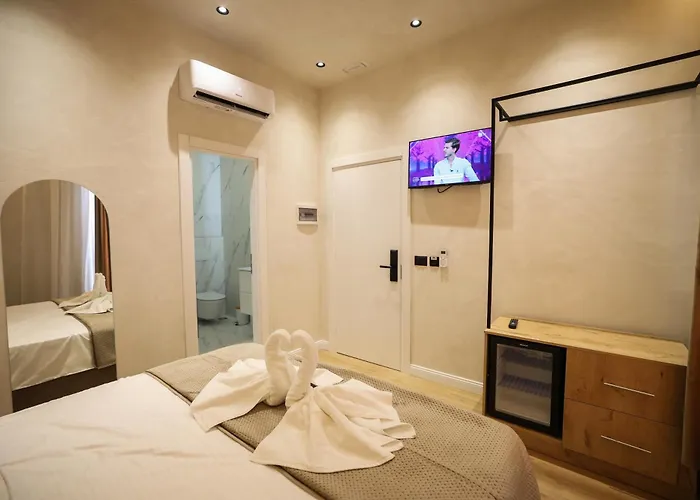Rooms Kruja City 3*